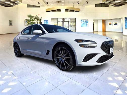 2024 Genesis G70 2.5T RWD