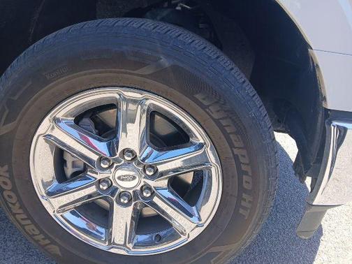 OXFORD WHITE 2025 Ford F-150 XLT