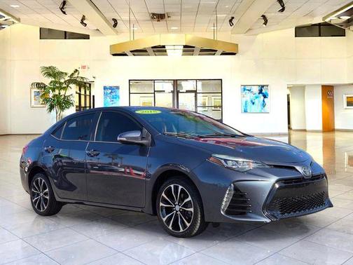 Slate Metallic 2018 Toyota Corolla SE
