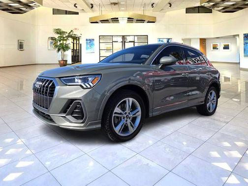 2022 Audi Q3 45 S line Premium Plus