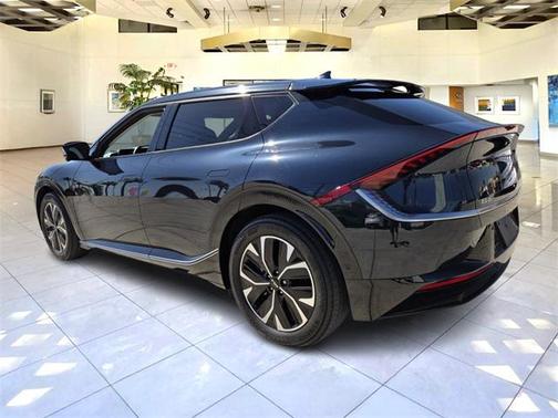 2022 Kia EV6 Wind