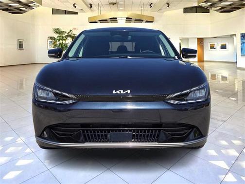 2022 Kia EV6 Wind