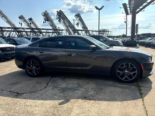 2015 Dodge Charger SXT