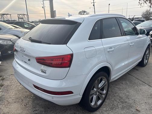 2016 Audi Q3 2.0T Premium Plus