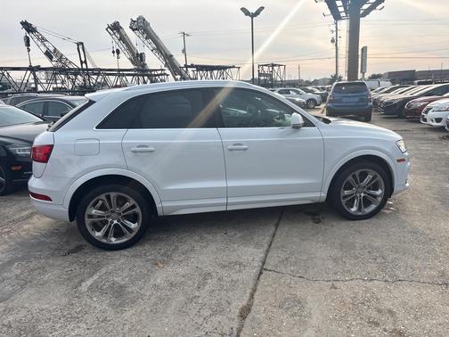 2016 Audi Q3 2.0T Premium Plus