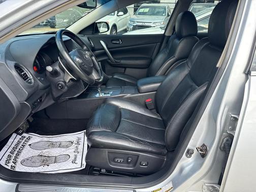 2010 Nissan Maxima S