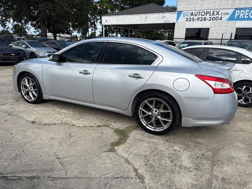 2010 Nissan Maxima S