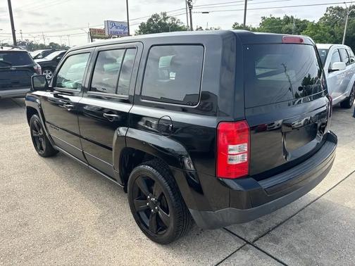 Black Clearcoat 2014 Jeep Patriot Altitude