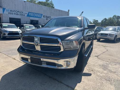 2015 RAM 1500 SLT