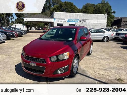 RED 2015 Chevrolet Sonic LT