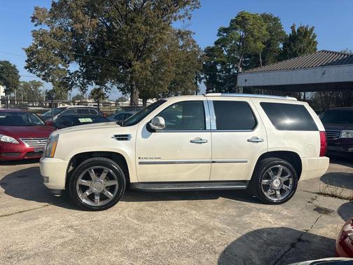 2007 Cadillac Escalade Base