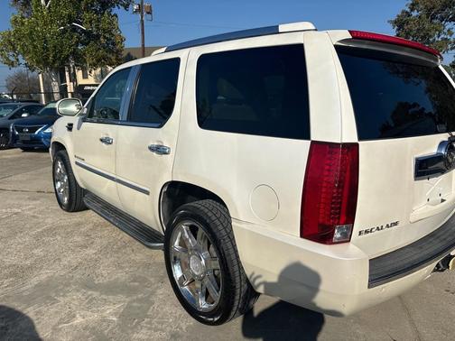 2007 Cadillac Escalade Base