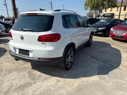 2017 Volkswagen Tiguan 2.0T SEL