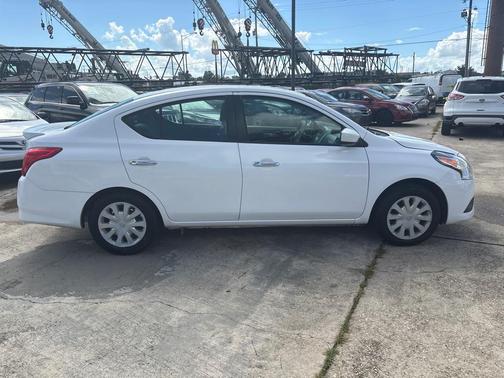 2019 Nissan Versa 1.6 SV