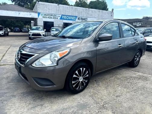2016 Nissan Versa 1.6 SV