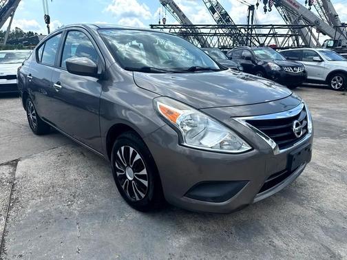 2016 Nissan Versa 1.6 SV