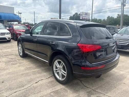 BLACK 2016 Audi Q5 2.0T Premium Plus