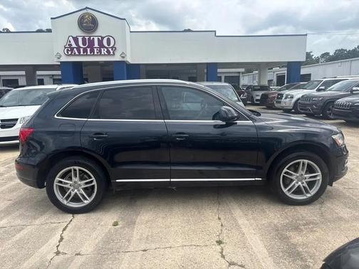 BLACK 2016 Audi Q5 2.0T Premium Plus