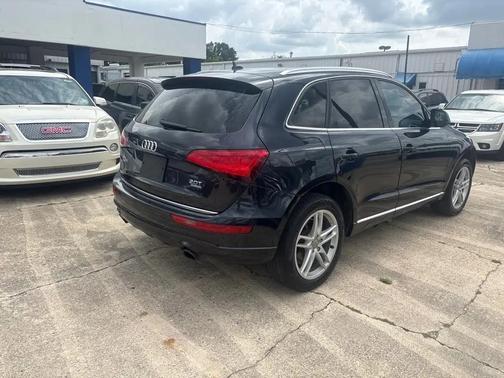 BLACK 2016 Audi Q5 2.0T Premium Plus