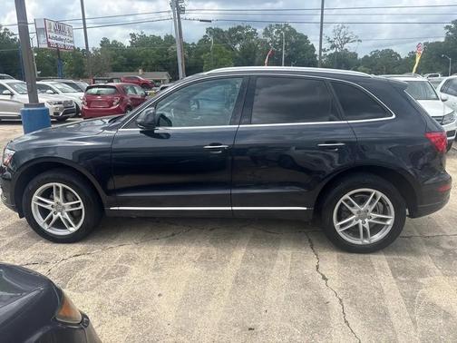 BLACK 2016 Audi Q5 2.0T Premium Plus