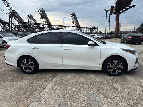 2021 Kia Forte FE