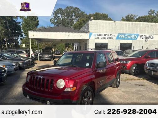 Deep Cherry Red Crystal Pearlcoat 2013 Jeep Patriot Latitude