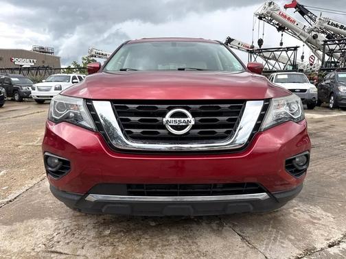 2017 Nissan Pathfinder SL