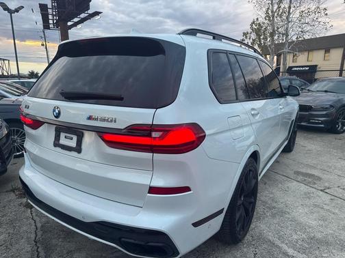 2020 BMW X7 M50i