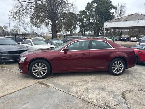 2015 Chrysler 300 Limited