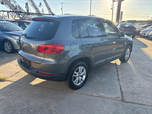 2014 Volkswagen Tiguan Auto S
