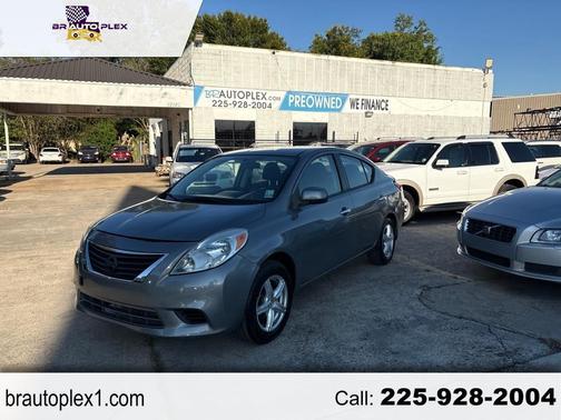 2012 Nissan Versa 1.6 S