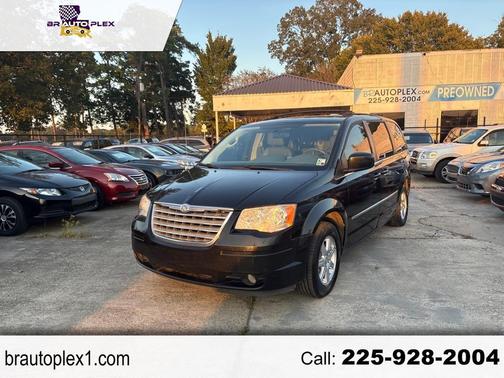 2010 Chrysler Town & Country Touring