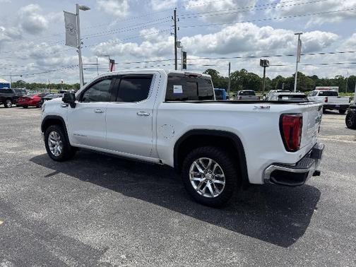 2022 GMC Sierra 1500 Limited SLT