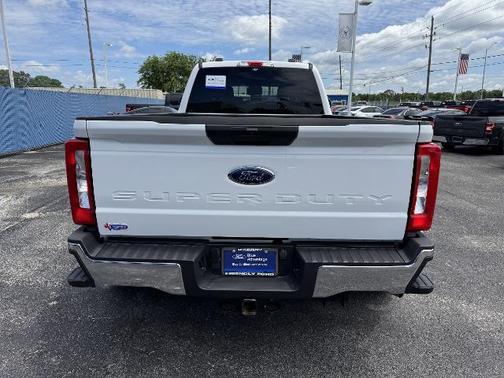 2023 Ford F-350 XLT