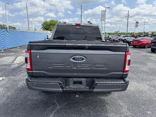 2022 Ford F-150 LARIAT