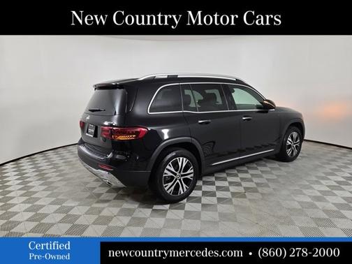 2025 Mercedes-Benz GLB 250 