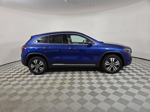 2025 Mercedes-Benz GLA 250