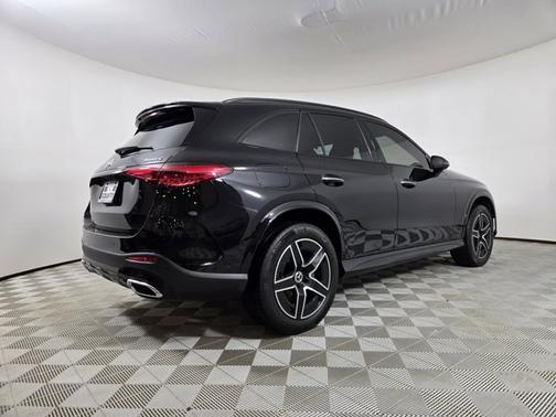 2023 Mercedes-Benz GLC 300 4MATIC