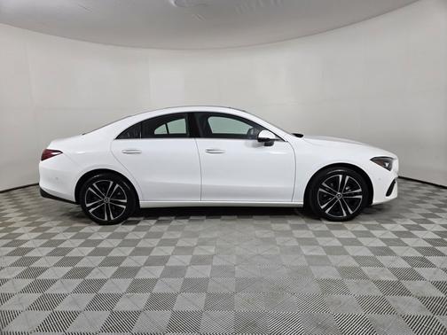 2025 Mercedes-Benz CLA 250 4MATIC