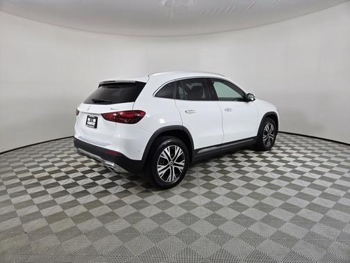2025 Mercedes-Benz GLA 250 4MATIC