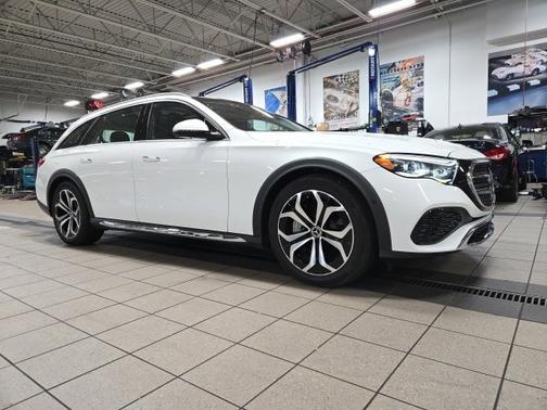 2025 Mercedes-Benz E-Class 