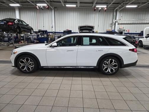 2025 Mercedes-Benz E-Class 