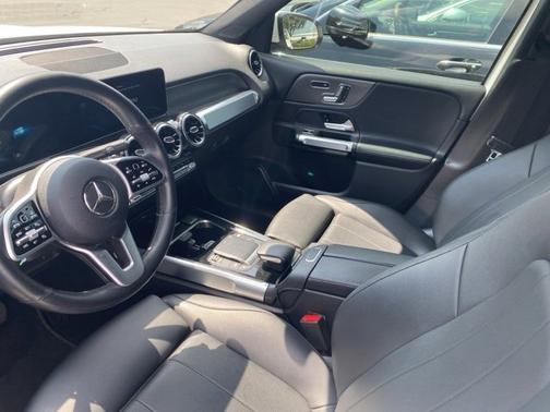 2021 Mercedes-Benz GLB 250