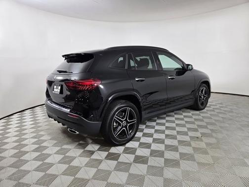 2025 Mercedes-Benz GLA 250