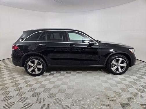 2022 Mercedes-Benz GLC 300 4MATIC