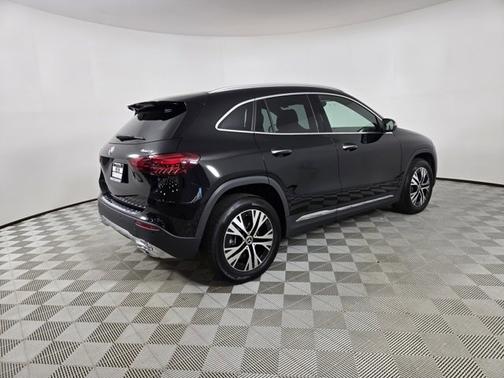 2025 Mercedes-Benz GLA 250 4MATIC