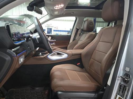 Cirrus Silver Metallic 2026 Mercedes-Benz GLS 450 4MATIC