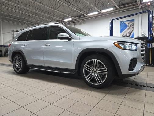 Cirrus Silver Metallic 2026 Mercedes-Benz GLS 450 4MATIC