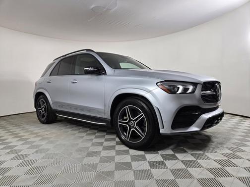 2022 Mercedes-Benz GLE 450 Base 4MATIC