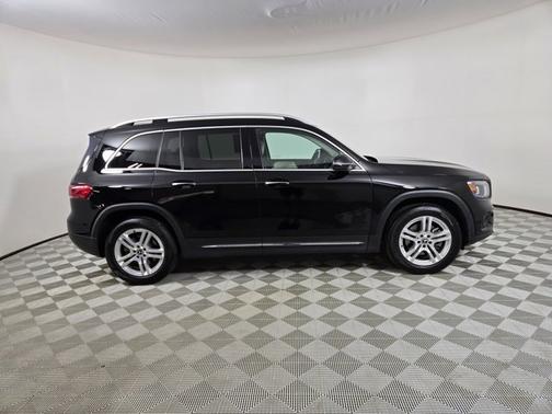 2021 Mercedes-Benz GLB 250